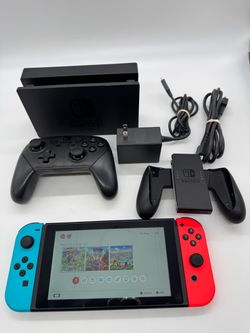 Nintendo Switch console HAC-001-01 w Charger and controllers