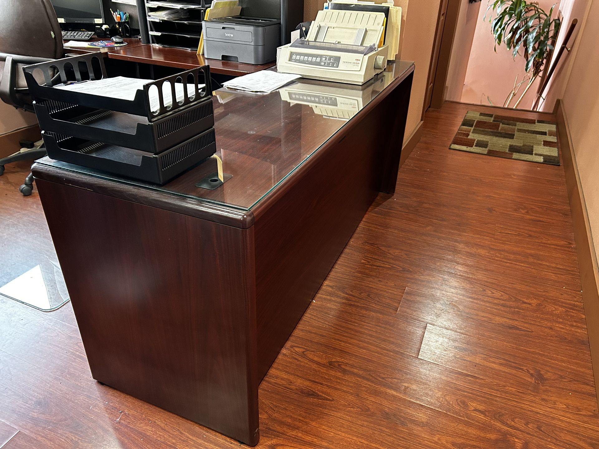 Office Desk With Drawers.