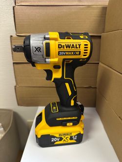 DeWalt 20v Max XR Brushless Cordless Impact Wrench 205N.M Torque + Battery + Charger