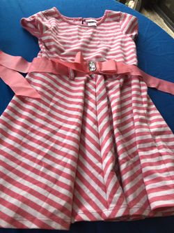 Youngland sz 4 dress salmons stripe with silver button