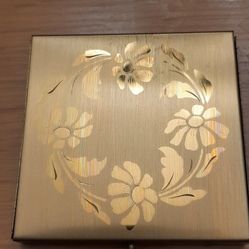 Vintage Dorset Fifth Avenue face powder compact