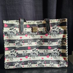 Dooney & Bourke Handbag 