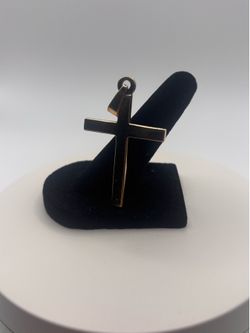14kt Cross Pendant