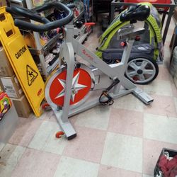 Sunny Health And Fitness Exercise Bike In Great Condition Sf-b901