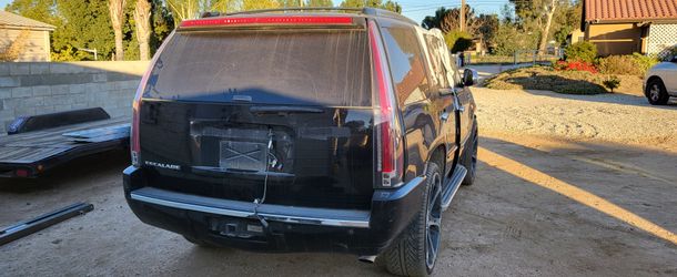 2008 Cadillac Escalade Parts Only