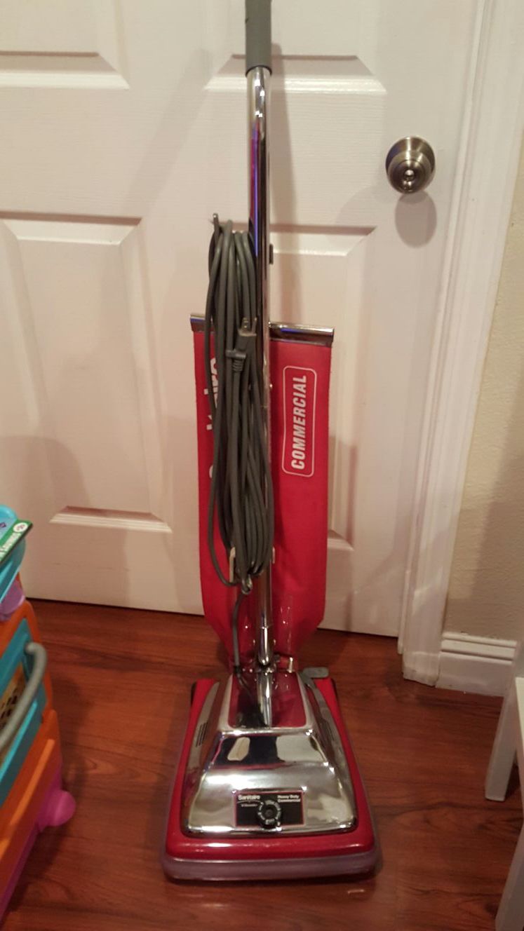 sanitaire commercial vacuum sc886