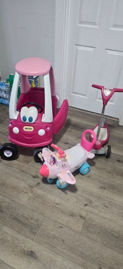 Set of toddler toys