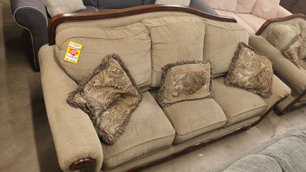 Traditional 2-Piece Sofa & Loveseat Set – Beige Fabric