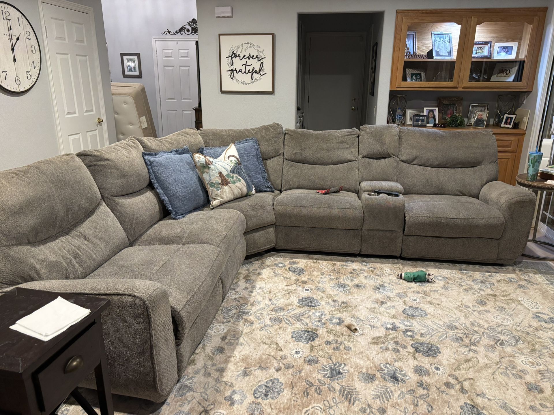 Sectional Excellent condition Grey Color/ Dresser With Mirror