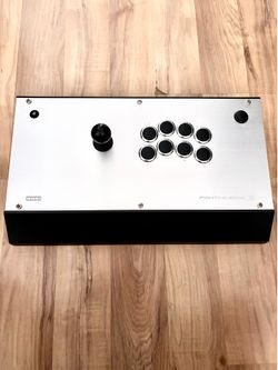 HORI Fighting Edge Arcade Fightstick