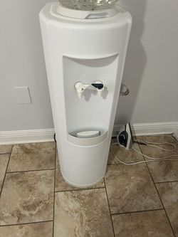 Water Dispenser