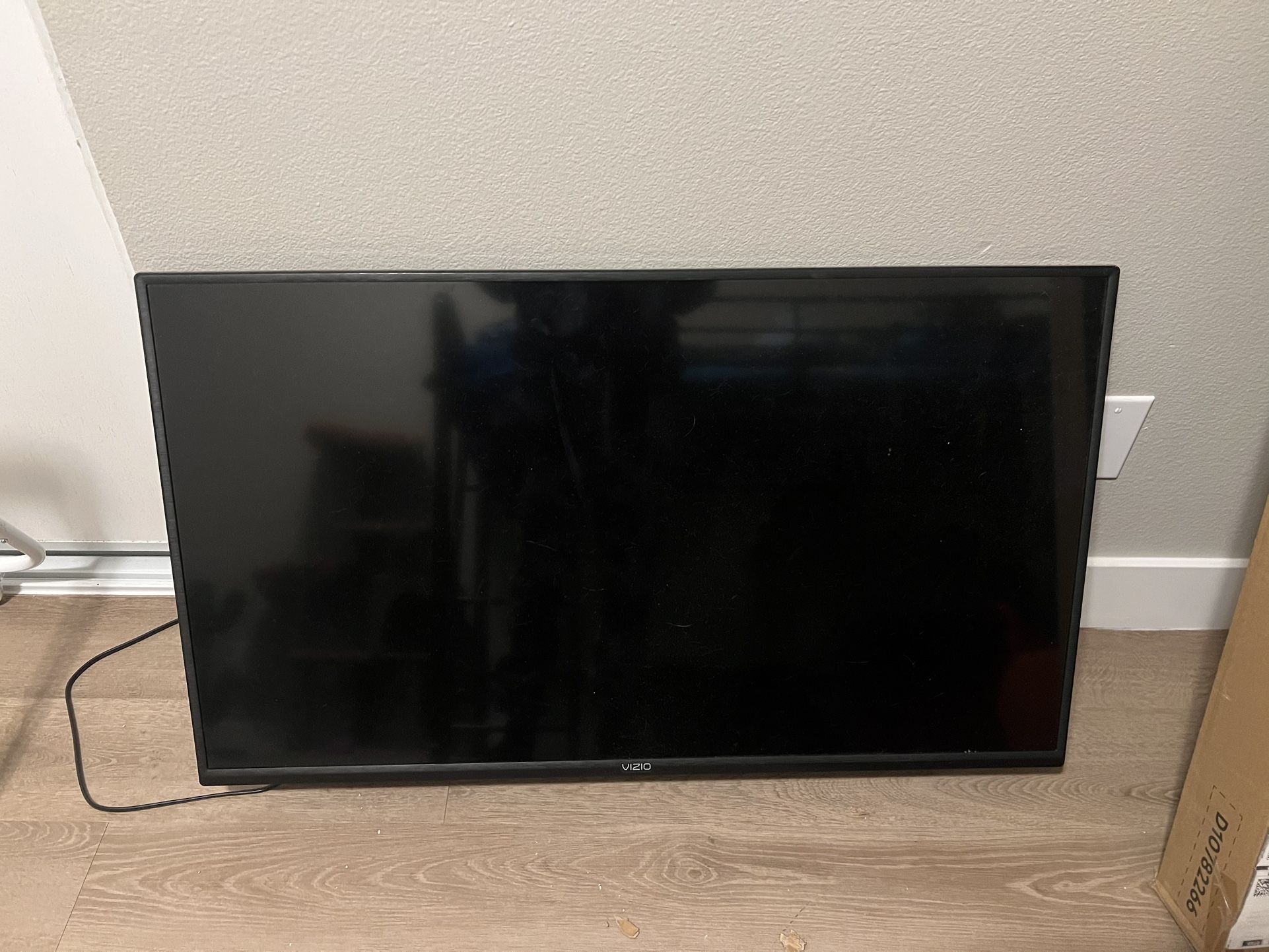 36” Vizio TV With Mounting Bracket