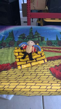 Wizard Oz Props (All For $25 OBO)
