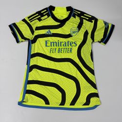 Arsenal soccer jersey - size Medium