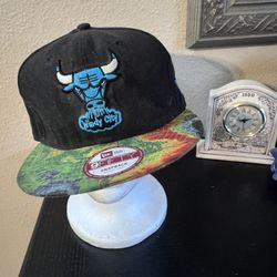 Chicago Bulls Snapback Hat New Era 9FIFTY Windy City NBA Cap Black Tie Dye Brim