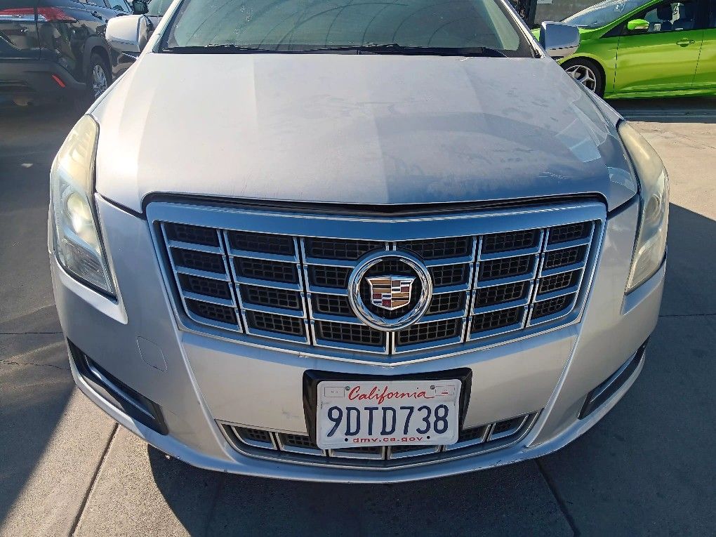 CADILLAC XTS COMPLETE NO PART 