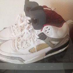 Jordan Spiz'ike White Cement (used)
 Size 13  