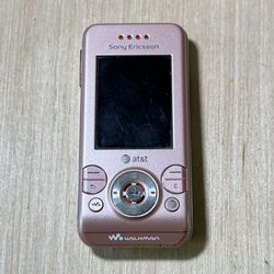 Sony Ericsson (AT&T)Slider Phone Pink Model:W580i-UNTESTED No Charger Read Info!  