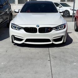 2017 BMW M4 COMPETITION 