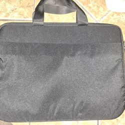 Laptop Padded carry bag clean smoke free home 