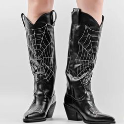Spiderweb Boots 