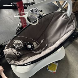 Used New Rockaruu For Infant