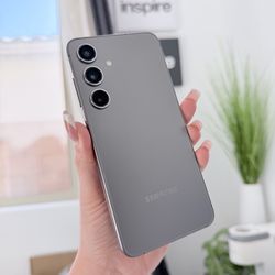 Samsung s24 cricket like new