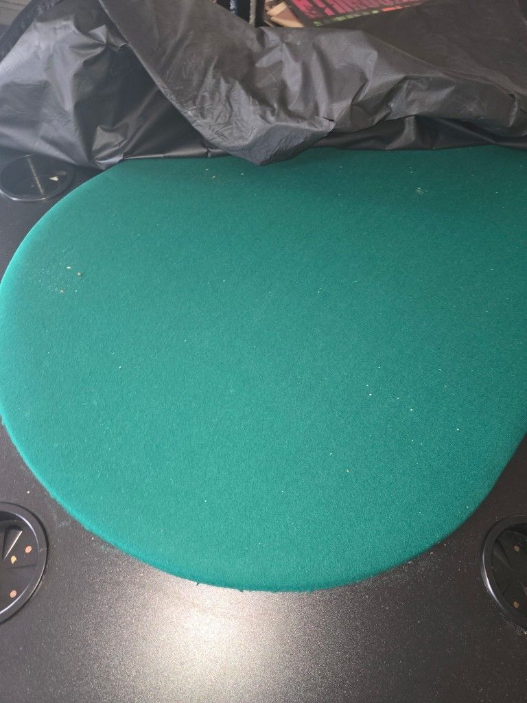 Poker Table