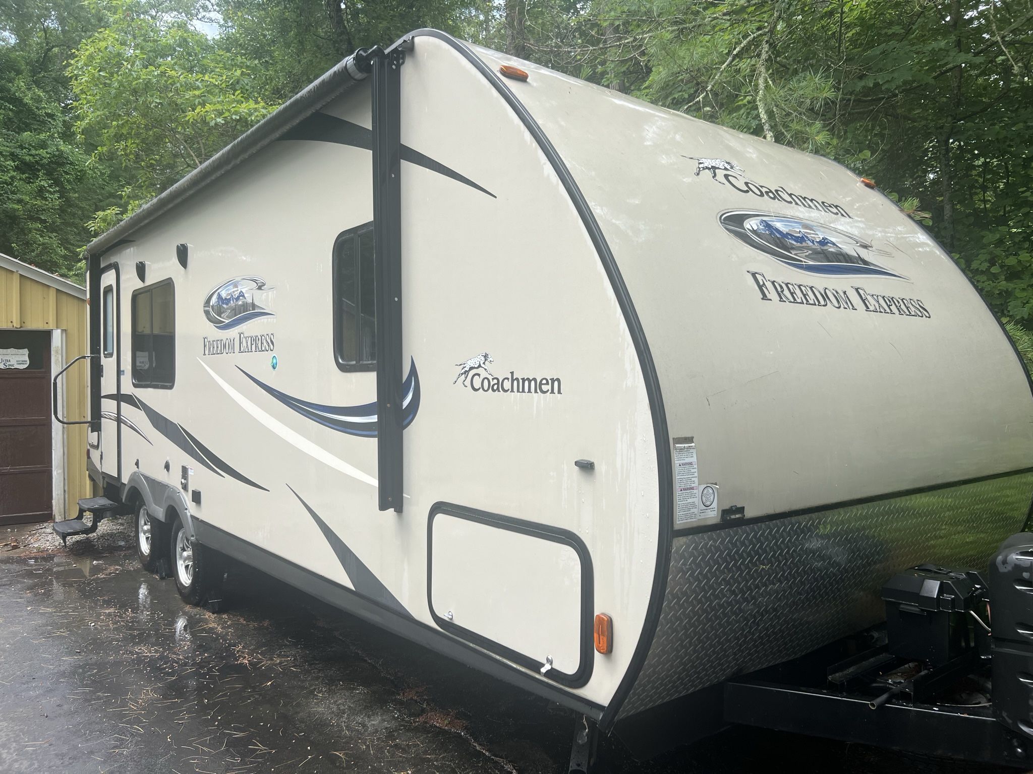 2015 Coachman Freedom Express