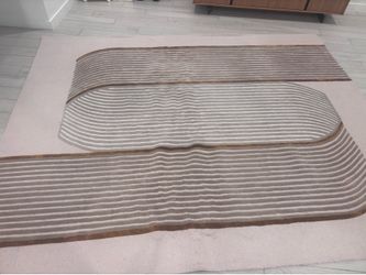 West Elm Ribbon Rug 8x10 – Excellent Condition