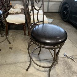 4-Bar High Chairs 🪑 Ashley Brand