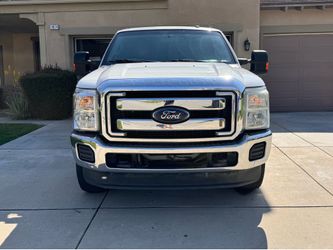 2016 Ford F-250 Super Duty XLT Diesel 4x4 Crew Cab