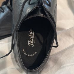 Florsheim boys leather dress shoes-Like new