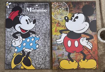Disney wooden Mickey/Minnie Mouse wooden wall art