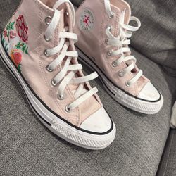 Converse Size 6 Women 