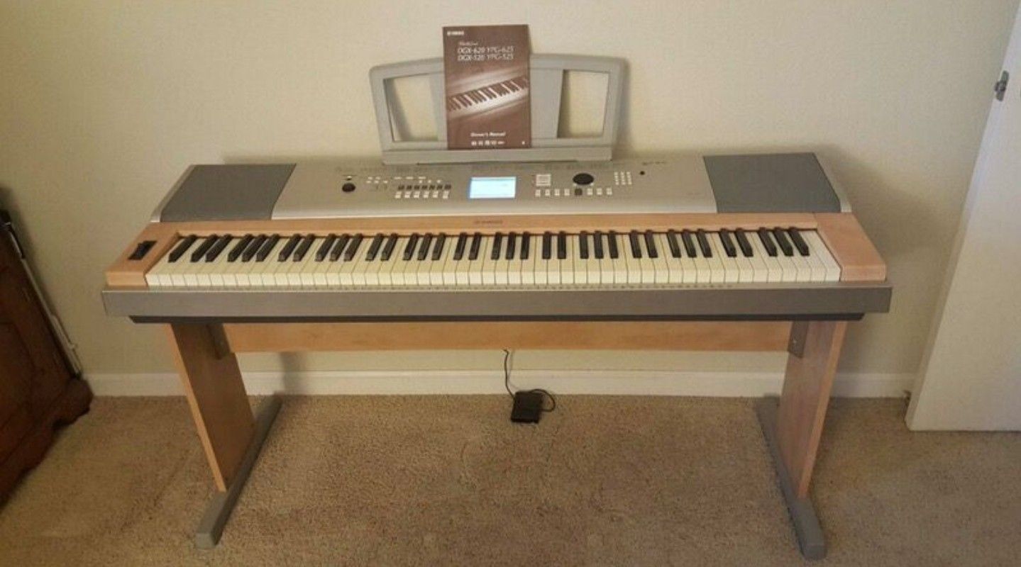 Yamaha DGX-620