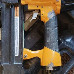BOSTITCH  18 Gauge Nail Gun
