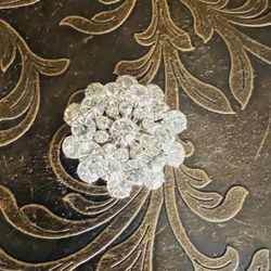 VTG: Brilliant Stones In This Brooch 