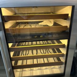 Sub-Zero 424FS Wine Cooler
