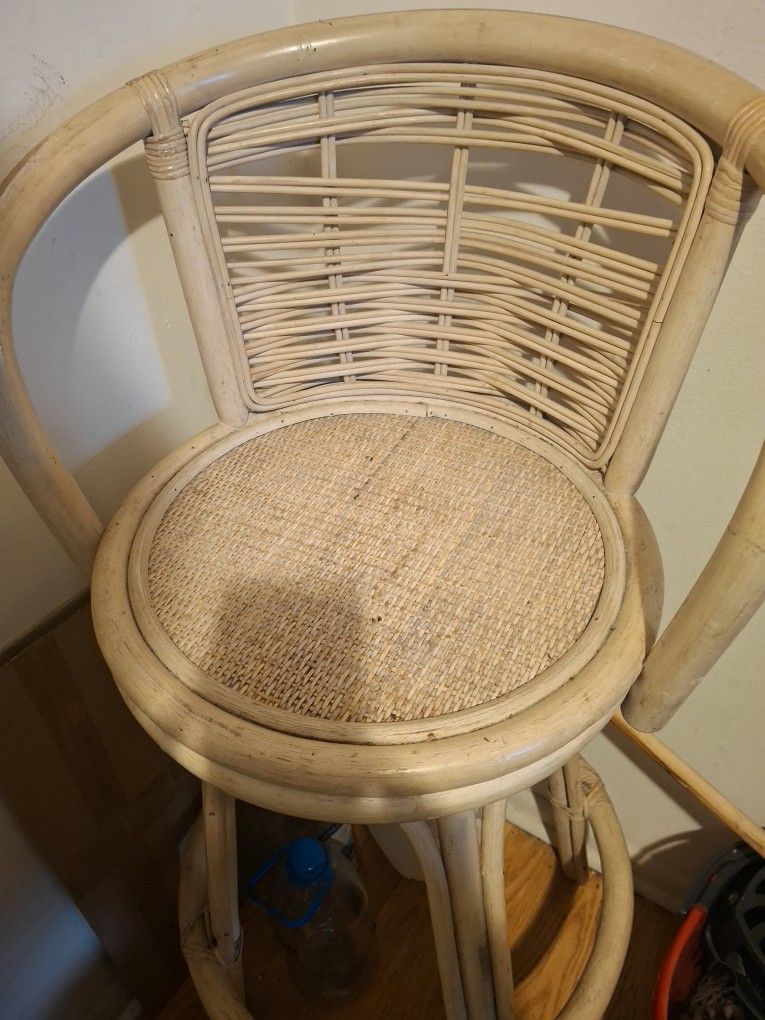Hi Top Wicker Bar Stools