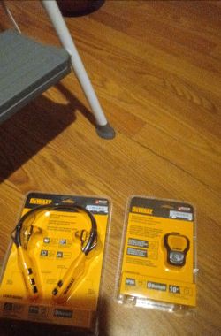 Dewalt job site promax neck and earphones with speaker &  job site pro wearable speaker