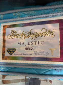 Queen size mattress and box springs