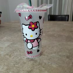 Starbucks Cup Hello Kitty Theme