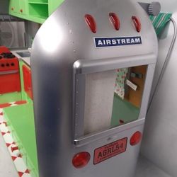 RARE Collector American Girl HUGE Airstream Maryellen Travel Trailer Camper 