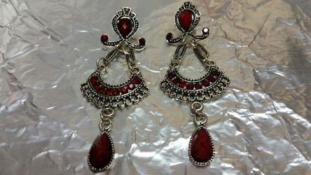 Earings