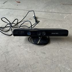 Xbox 360 Kinect Sensor