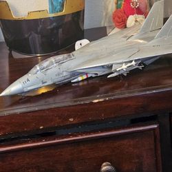 Military F-14  Tomcat and A-10 Thunderbolt  Jets 1/48 scale models.