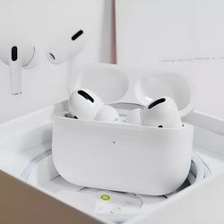 Apple Airpods Pro 2nd Gen (2023,USB-C) with MagSafe Charging Case 