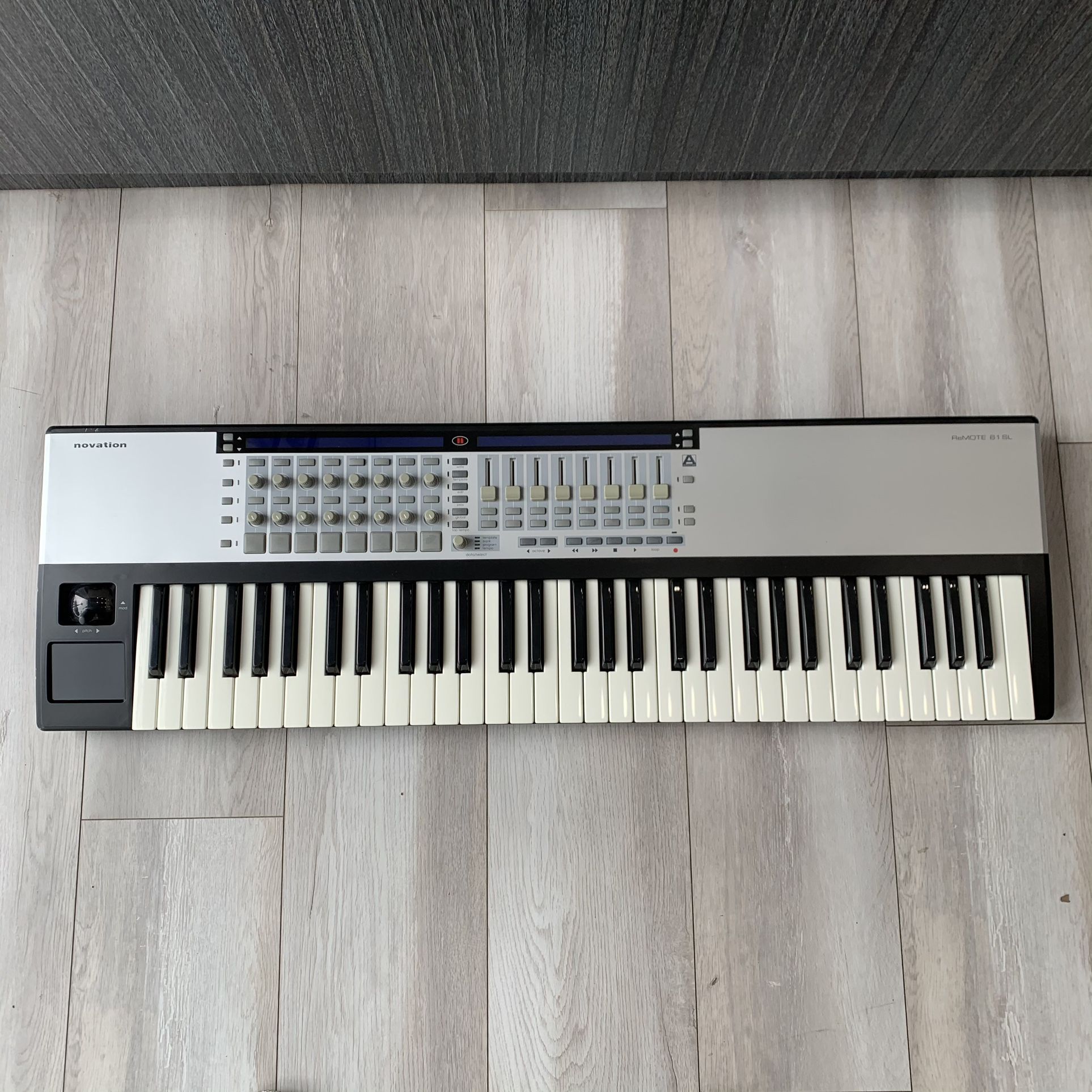 Novation Remote 61 Sl Midi Controller 2006 Keyboard for Sale in West ...