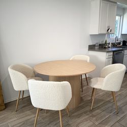 Modern Dining Set (Round Table + 4 Chairs) – Great Condition